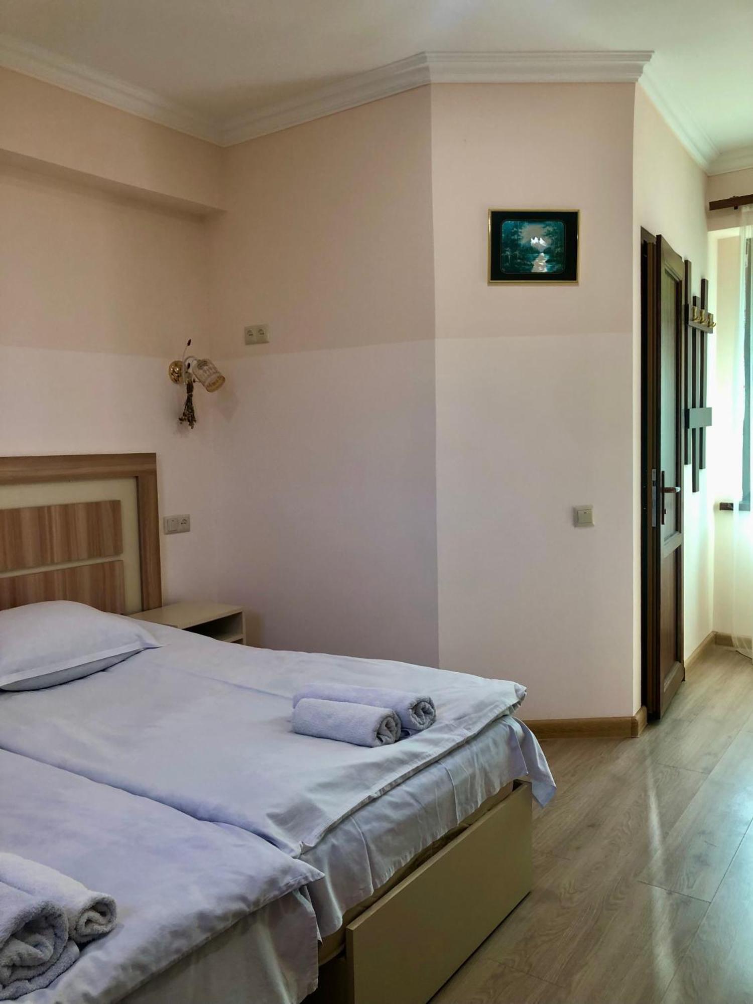 Guest House Anahit Ijevan Eksteriør billede